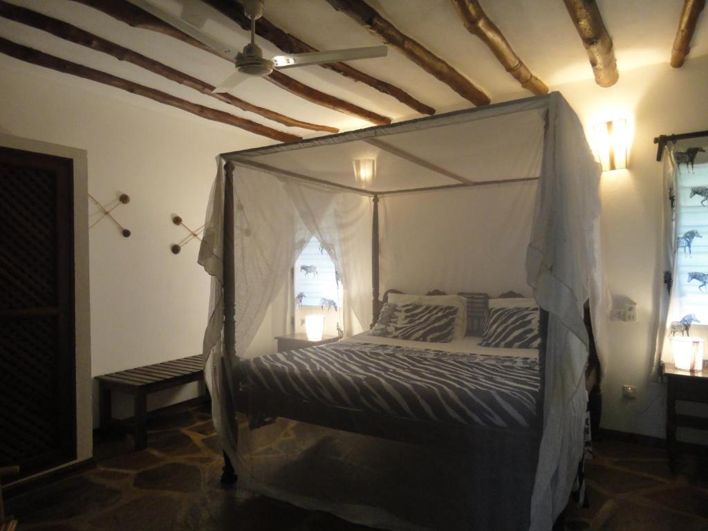Marine Holiday House Malindi Zimmer foto